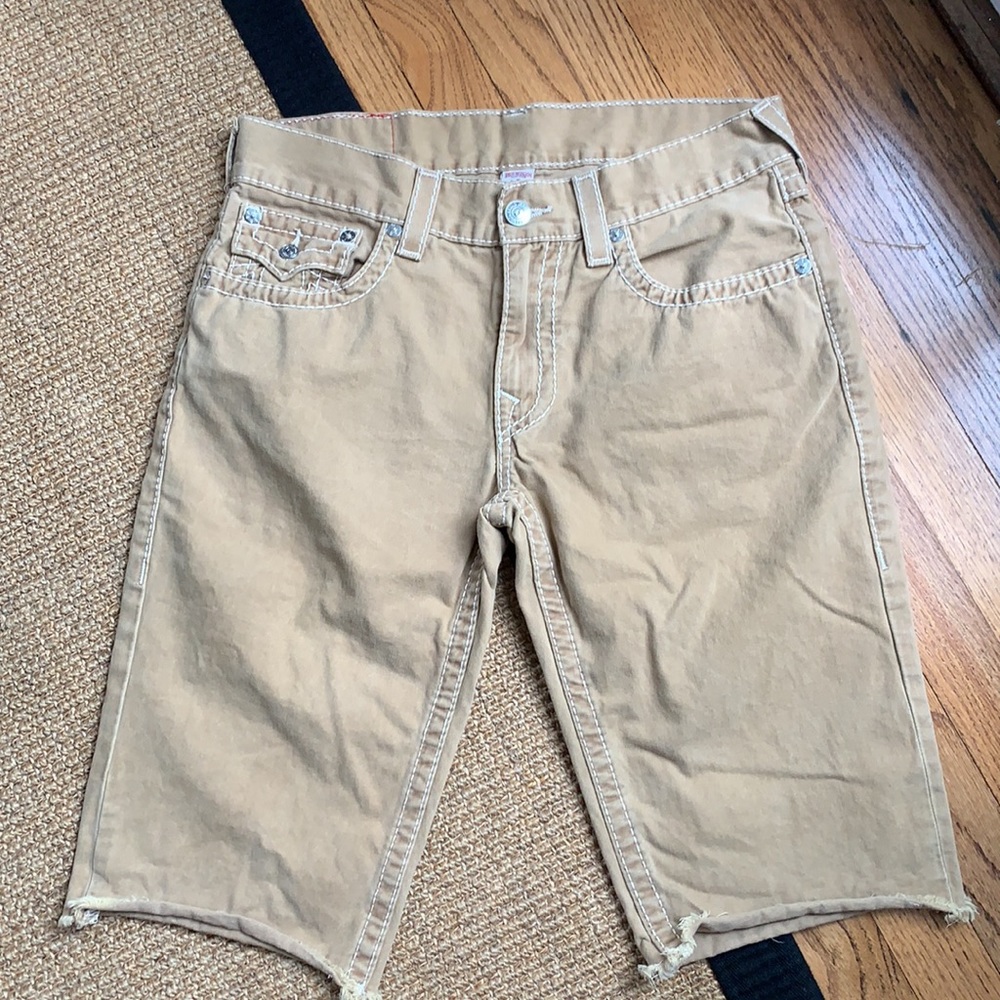 True Religion [Size: 33] Straight Flap Cut Off
